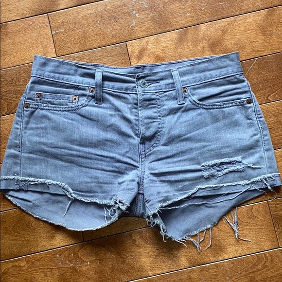Levi’s shorts - Picture 1 of 5